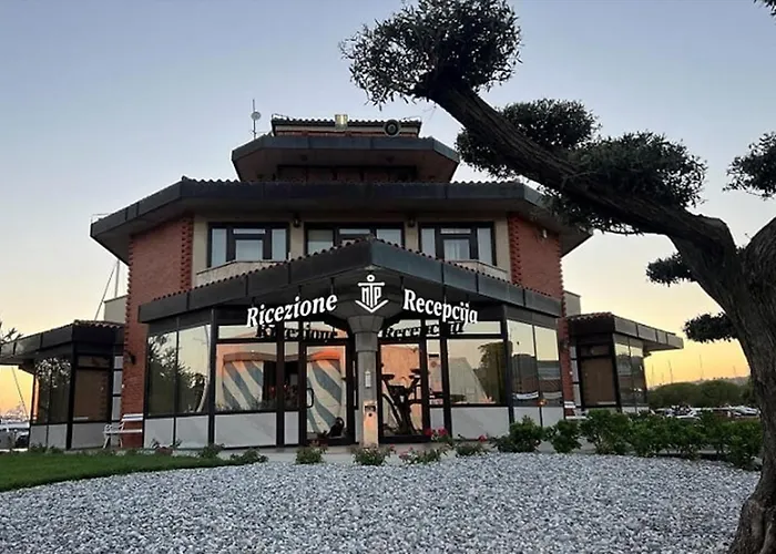 Floating House - Marina Relax